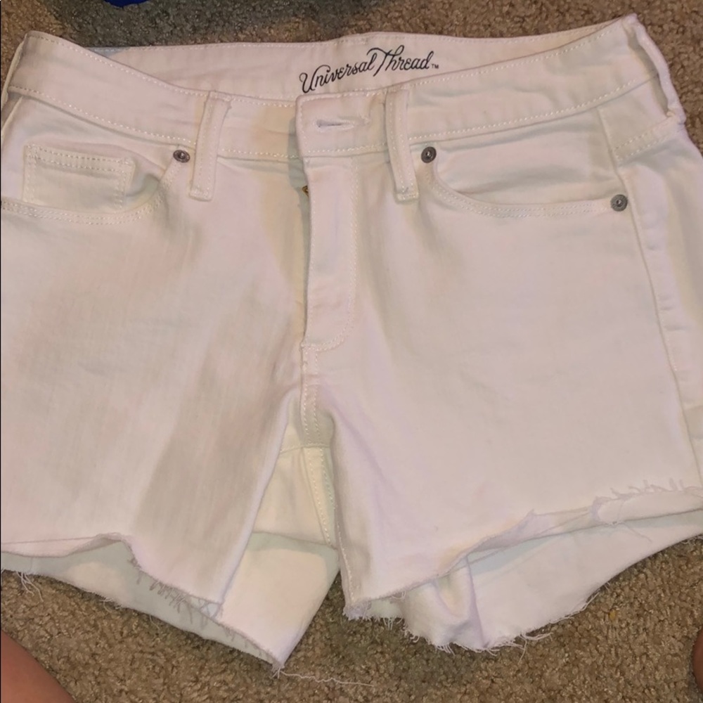 White stretchy denim short!